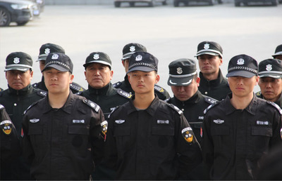 守护城市安全的坚实防线 上海东安保安服务的专业使命